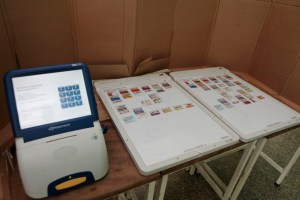 Inicia producción de máquinas de votación para el 8D