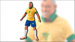 Ahora Neymar tiene su propio muñeco (Fotos)