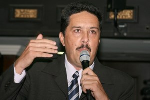 Diputado chavista: La difícil situación económica es inducida por la oposición