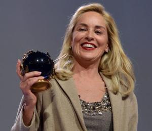 Premio Nobel de la Paz recompensan a Sharon Stone (Foto)