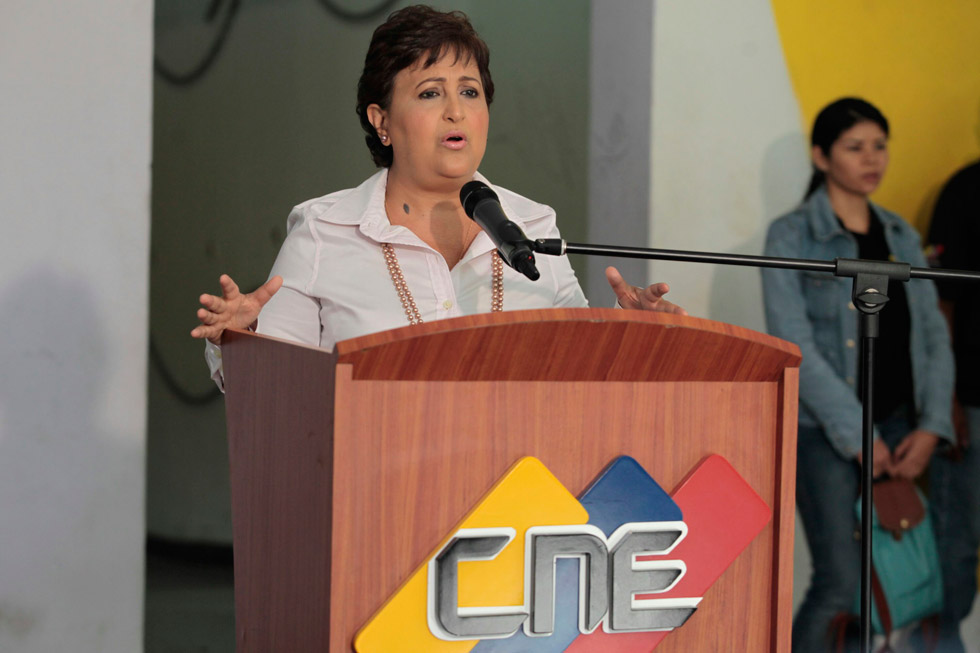 CNE anunció prórroga del acuerdo de reconocimiento de resultados: Oficialismo ya estampó su firma