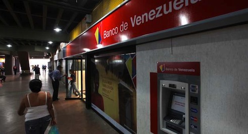 Detenida analista del Banco de Venezuela por homicidio y desfalco