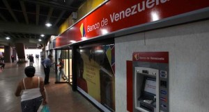 Detenida analista del Banco de Venezuela por homicidio y desfalco