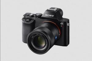 Sony revela las primeras cámaras sin espejo de fotograma completo