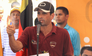 Capriles dice que tendrán que matarlo para que deje de luchar por Venezuela