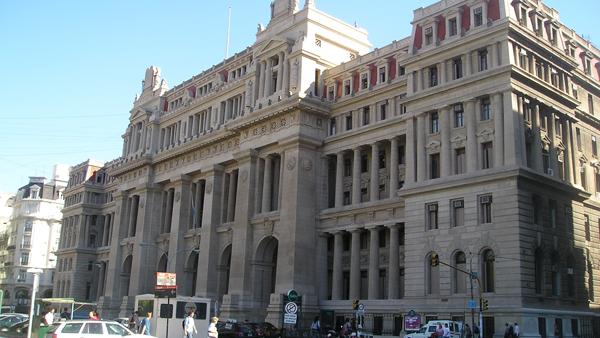 Corte argentina declara constitucional ley medios