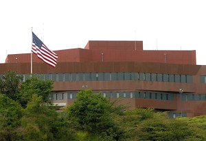 Embajada de EEUU a la espera por acreditación de personal para tramitar visas