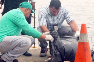 Niña hallada en el Lago de Maracaibo llegó flotando desde otro estado