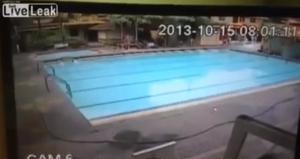 Así se sintió el terremoto de Filipinas en una piscina (Video)