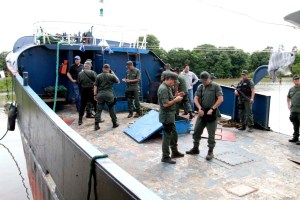 Desmantelada en Bolívar banda dedicada al contrabando de combustible (Fotos)
