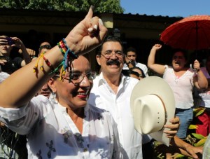 Honduras “comienza una nueva historia”, dice la candidata esposa de Zelaya