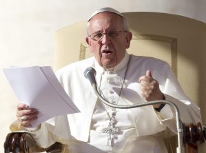 El papa Francisco: Los judíos son nuestros hermanos más grandes, los mayores