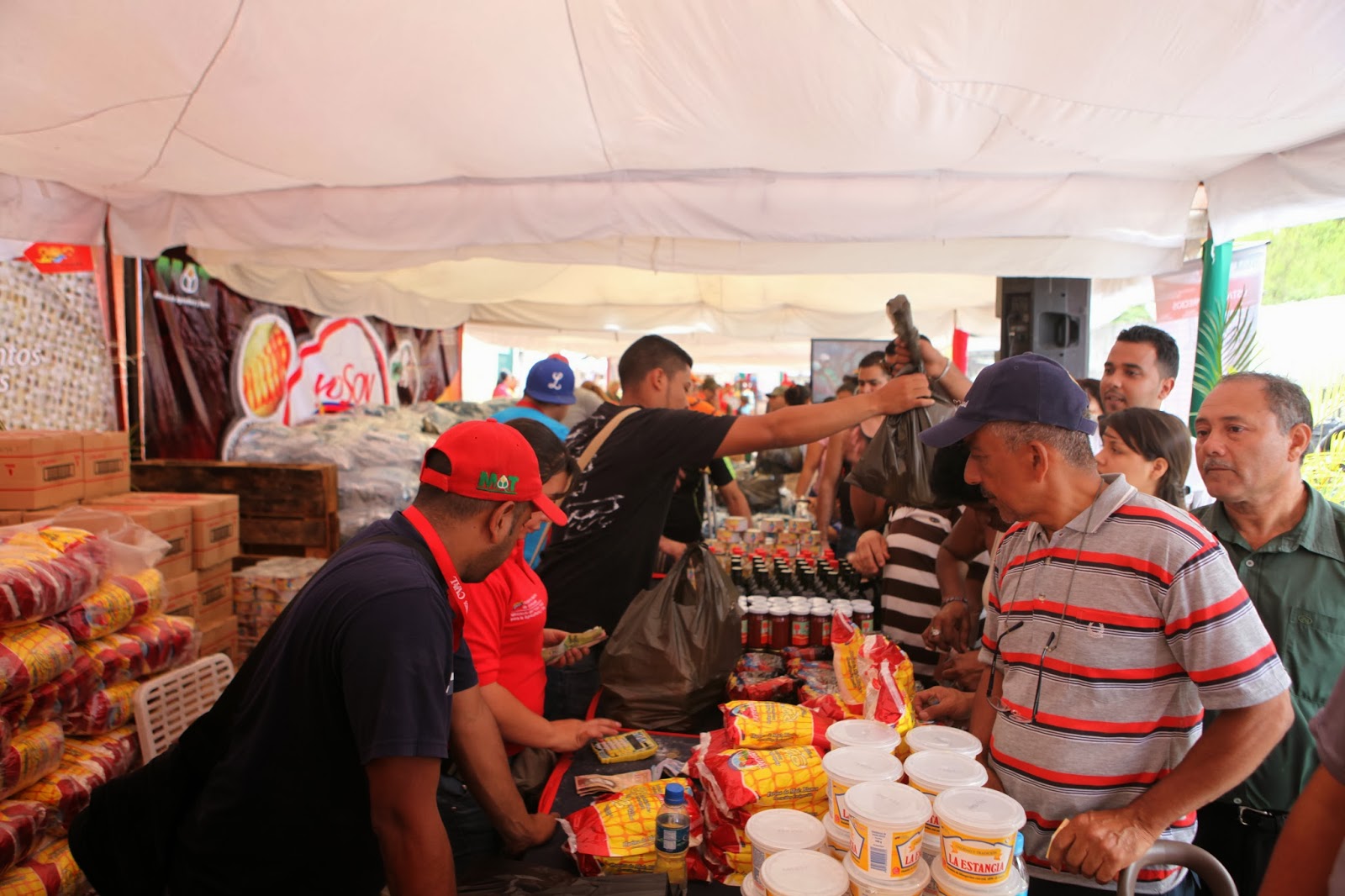 Fueron distribuidas 27 toneladas de alimentos en Táchira