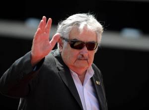 “Pepe” Mujica adoptará 40 niños cuando termine su mandato