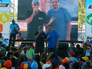 Marcos Figueroa presentó su Plan de Gobierno junto a Capriles