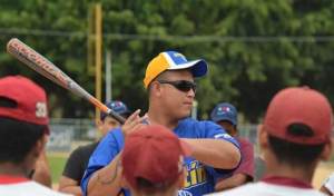 Empresas Polar invierte en recuperación de campo de béisbol en Maracay