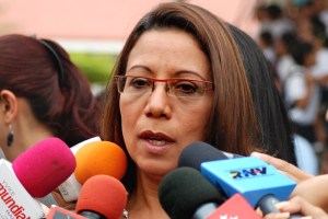 Tania Díaz: AN tendrá que asumir consecuencias por juramentar a diputados