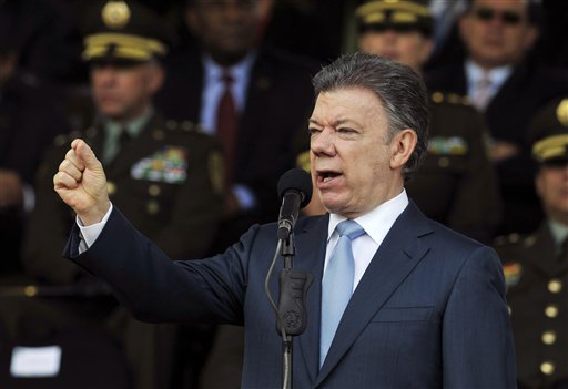 Santos sigue empeñado en la paz, pero sin dejar de combatir a las Farc