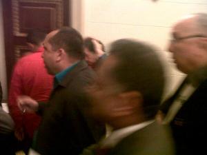 Carlos Flores llega a la Asamblea Nacional (Foto)