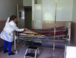“A los venezolanos nos envían al hospital a morir”