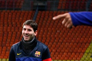 Messi recibe su tercera Bota de Oro de mejor goleador de las ligas europeas (Fotos)