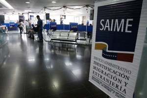 El “efecto cadivismo” hace que venezolanos pidan pasaporte, dice presidente del Saime