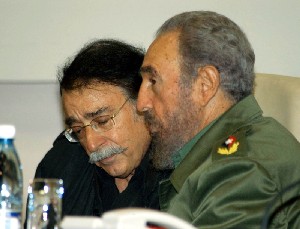 Fidel recuerda a Chávez con el periodista Ignacio Ramonet