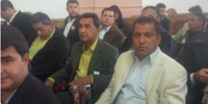 En fotos: Alcaldes opositores llegan a Miraflores