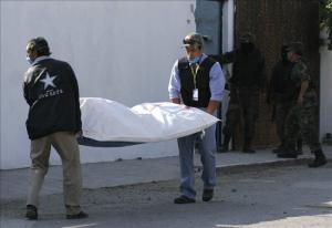 Hallan el cuerpo mutilado de mujer dentro de una maleta en Ciudad de México