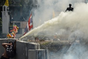 Tensión en Bangkok en torno a la sede del gobierno tailandés