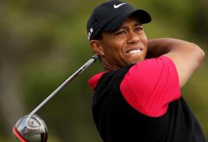 Tiger Woods vuelve al golf tras 16 meses de ausencia