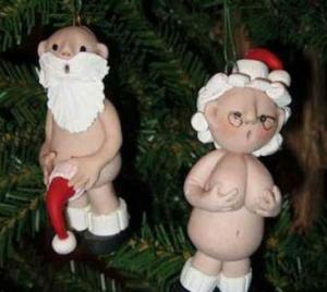Los adornos navideños con motivos sexuales y diábolicos (Fotos)