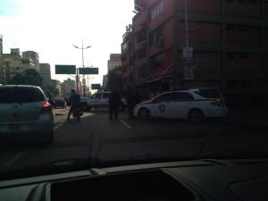 Trancada avenida Libertador por habitantes de la Misión Vivienda