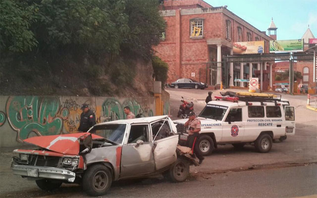 Reportan choque múltiple en la Panamericana (Fotos)