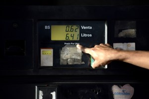 Aumento de la gasolina: evidente para unos, inadmisible para otros