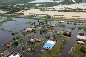 Brasil envía ayuda a estado afectado por lluvias para prevención en salud