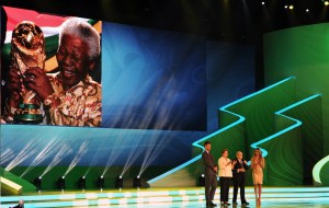 Homenaje a Mandela antes del sorteo del Mundial 2014
