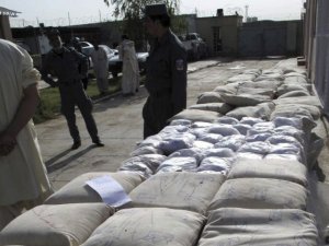 Incautan 1,4 toneladas de opio en el sureste de Irán