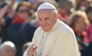 El Papa envía cheque a un artesano arruinado de Palermo