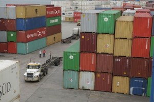 Indican caída de 80% en importaciones por el puerto de La Guaira