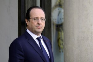 Presidente Hollande visitó a la primera dama en el hospital