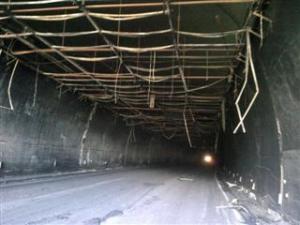 Así quedó el túnel de la autopista Gran Mariscal de Ayacucho (Fotos)