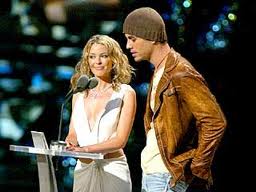 Enrique Iglesias y Kylie Minogue juntos