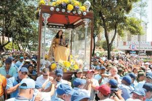 Divina Pastora recibirá serenata en la Flor de Venezuela