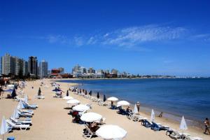 Punta del Este aplicará un “dólar turístico” para favorecer a los argentinos