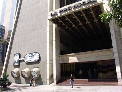 Alcaldía de Caracas y Gobierno del Distrito Capital toman control del Cine La Previsora