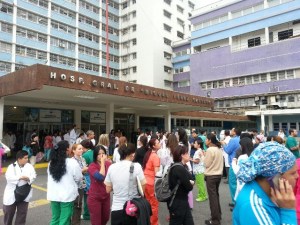 Médicos protestan para exigir seguridad (Fotos)