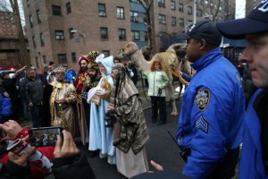 Cabalgata de los Reyes Magos recorrió el Barrio Latino en Nueva York (Fotos)