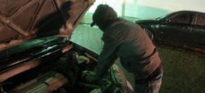 Merideños denuncian robo a vehículos estacionados en Las Residencias Sucre #18Abr