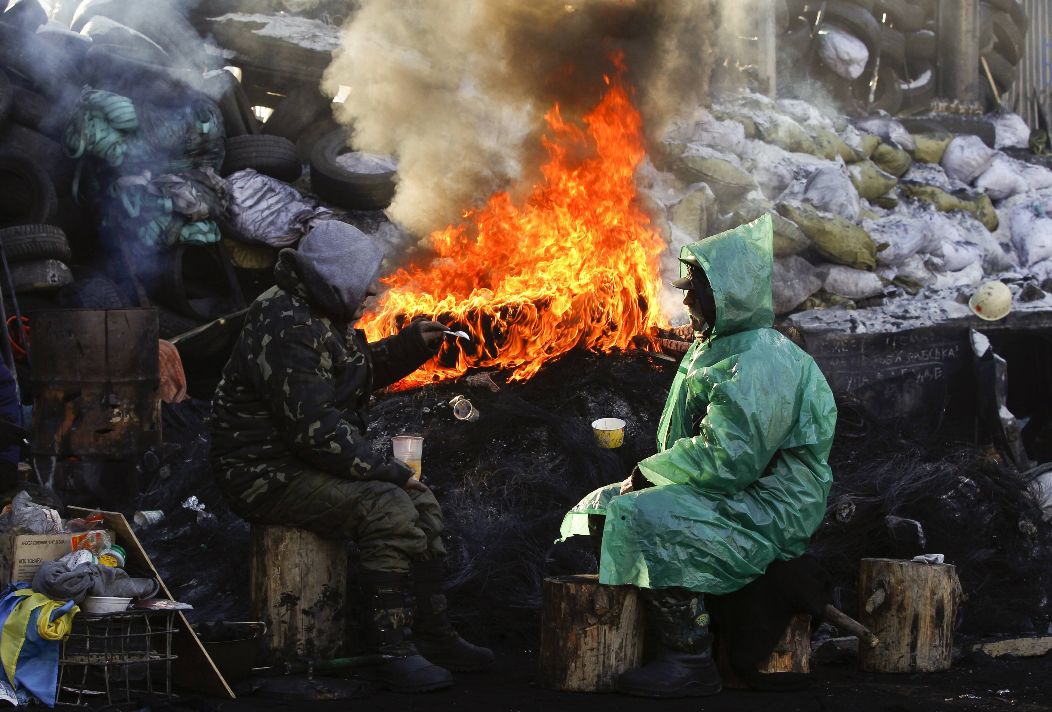 El Dínamo de Kiev propone un amistoso entre manifestantes y antidisturbios